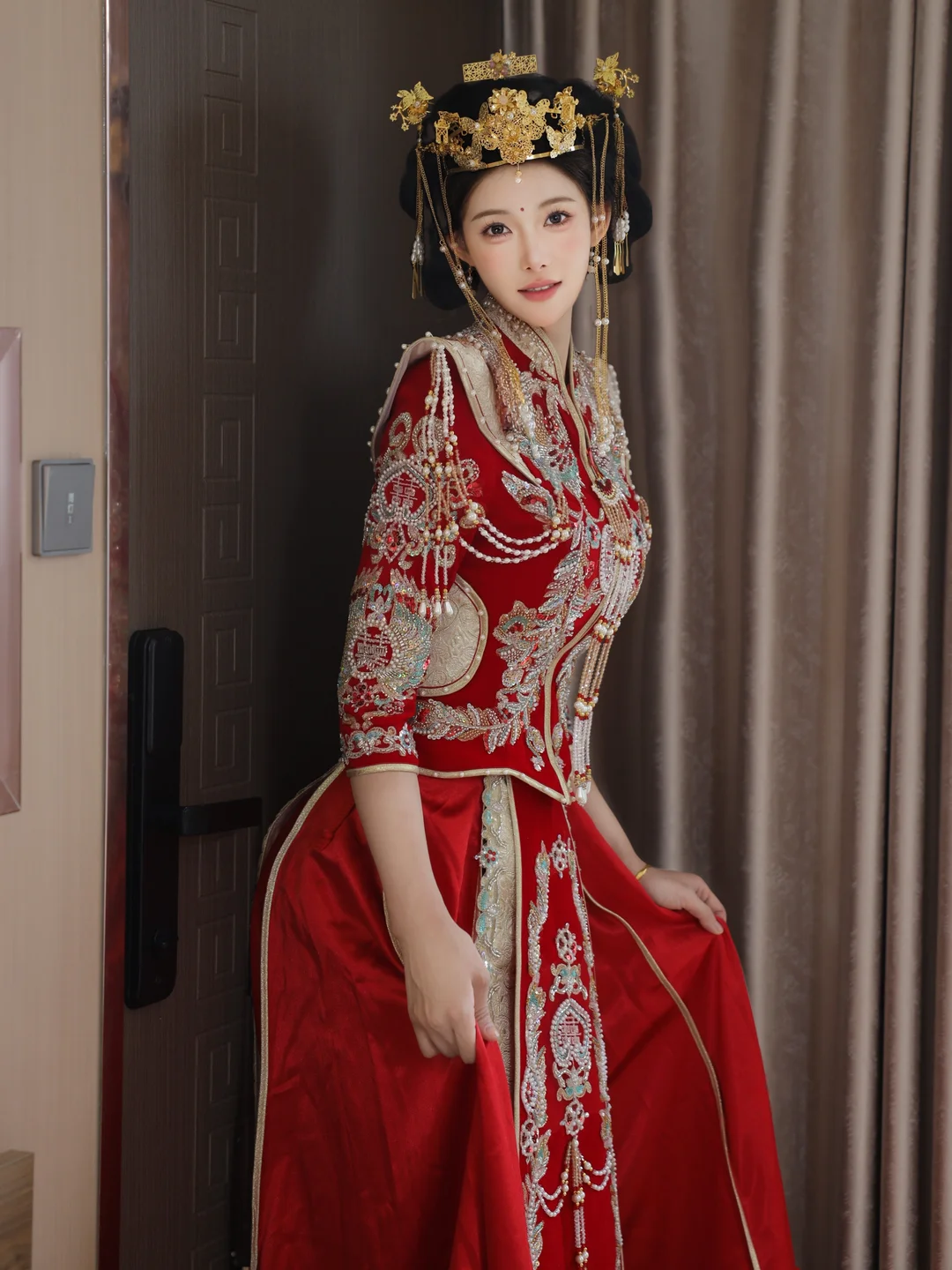 梨霜儿 - No.004 新娘红装 [113P-2.3GB] tg@simisebaisi 【丝足阁】013.webp